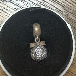 2014 Limited Edition Back Friday pandora charm for a bracelet.